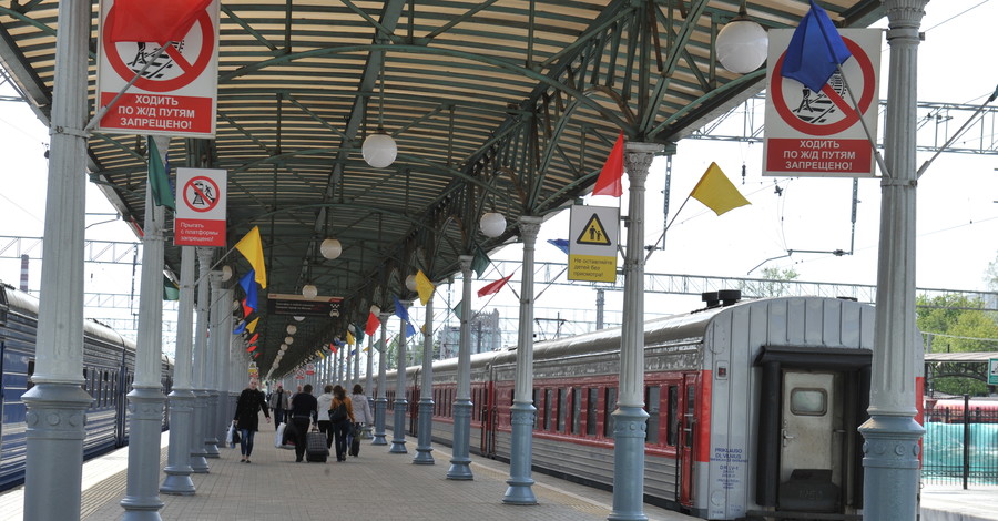 Из Луганска пустили еще один поезд на Киев